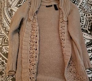Thick cardigan